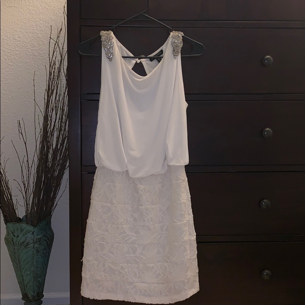 Beautiful white dress!